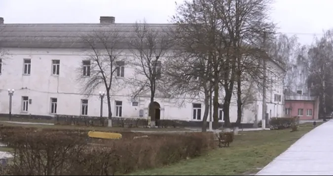 На Волині колишній монастир піарів передали у власність селищної громади