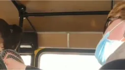 "Починаєте там розказувать": у луцькій маршрутці виник конфлікт через зламаний валідатор (відео)