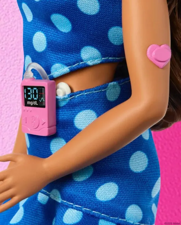 Компанія Mattel випустила ляльку Барбі з діабетом (фото)