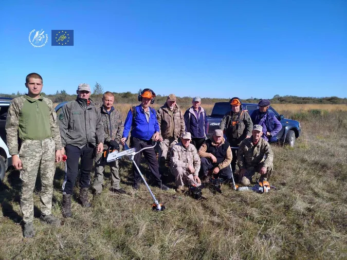 На Волині у нацпарку розчищають болото від чагарників, щоб врятувати рідкісних птахів