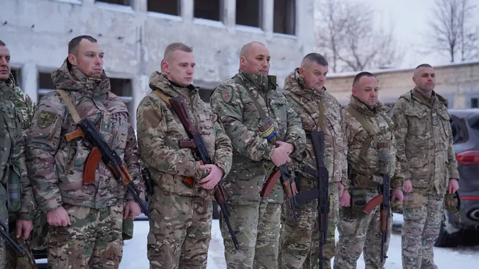 Чергова ротація: волинські поліцейські відбули у зону бойових дій (фото)