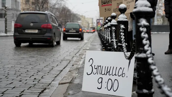 Чи будуть зупиняти весь транспорт у Луцьку під час хвилини мовчання