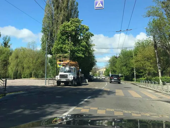 У Луцьку просять вдосконалити рух на вулиці Глушець