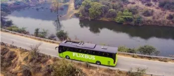 Водій автобуса FlixBus покинув українку в Польщі у вбиральні (відео)