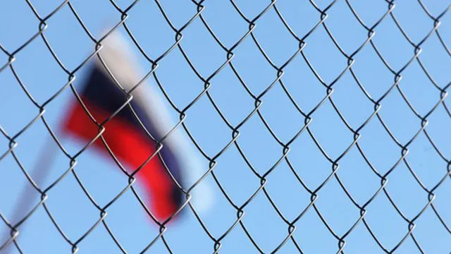 Прем’єр Польщі назвав країну, яка гальмує санкції ЄС проти росії