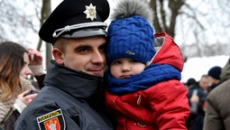 У Луцьку прийняли присягу майже півсотні нових патрульних (фото)