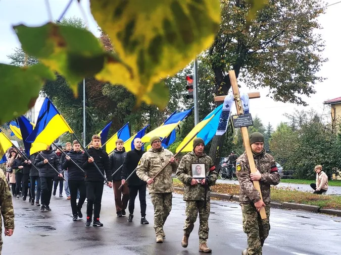 В Ковелі провели в останню дорогу Героя Олександра Дементьєва (фото)