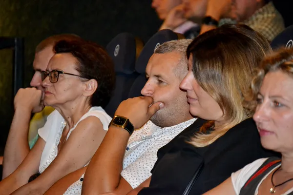 Екс-ведучий «Свободи слова» Куликов розповів лучанам про журналістику і пропаганду (фото)