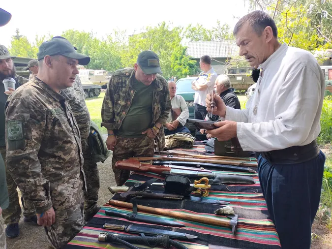 Оборонці Бахмута відновлюють сили на Волині (фото)
