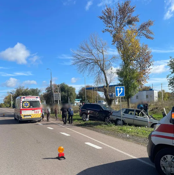 У Луцькому районі – смертельна ДТП: 22-річна водійка під час обгону «влетіла» в авто (фото)