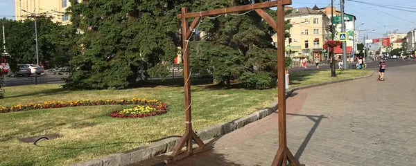 У Луцьку встановили водяні завіси. Проте вимкнули (фото)