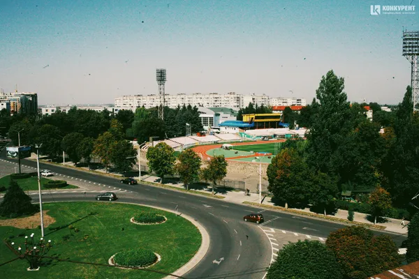 Який вигляд має Луцьк з дахів Лесиного вишу (фото)