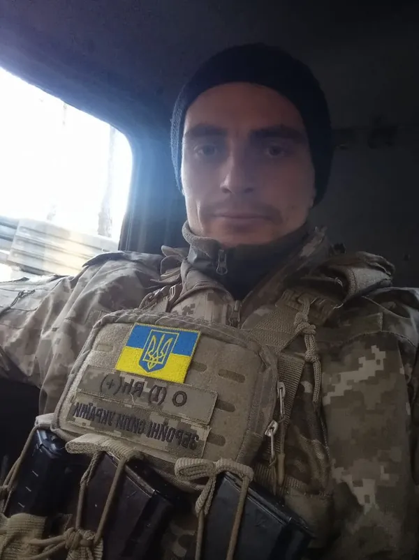 Священний вогонь стрітенських свічок вберіг воїна з Волині та його побратимів від ворожого «Ланцета»