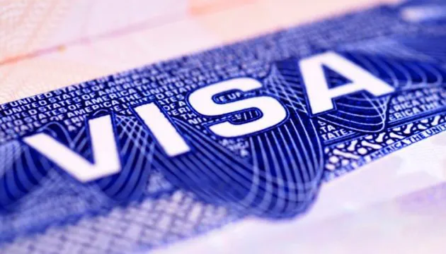 Щоб отримати візу США, потрібно вказувати свої сторінки у соцмережах