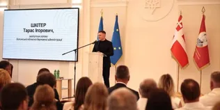 Про ремонти укриттів та нові харчоблоки: Тарас Шкітер виступив на колегії освітян