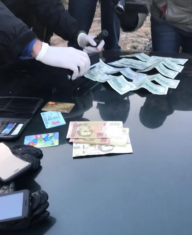 На Волині начальника районної поліції затримали на хабарі (фото, оновлено)