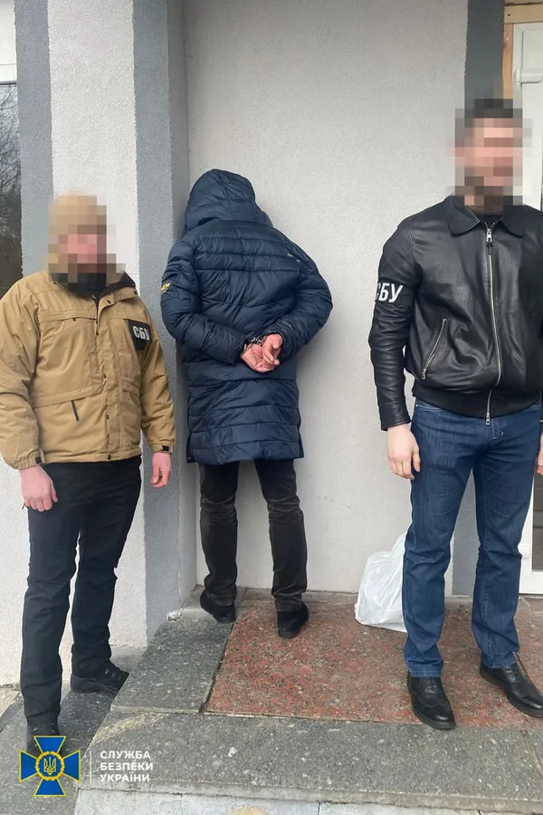 СБУ нейтралізувала три схеми ухилення від мобілізації: серед затриманих – чиновник Міноборони (фото)