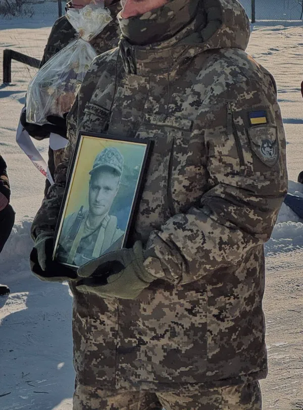 На Волині провели в останню дорогу розвідника Олега Півня (фото)