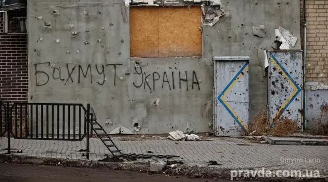 РФ тримає понад 50 тисяч вояків та 270 танків на Бахмутському напрямку