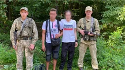 На Волині затримали парочку з Алжиру, яка прямувала до Польщі (фото)