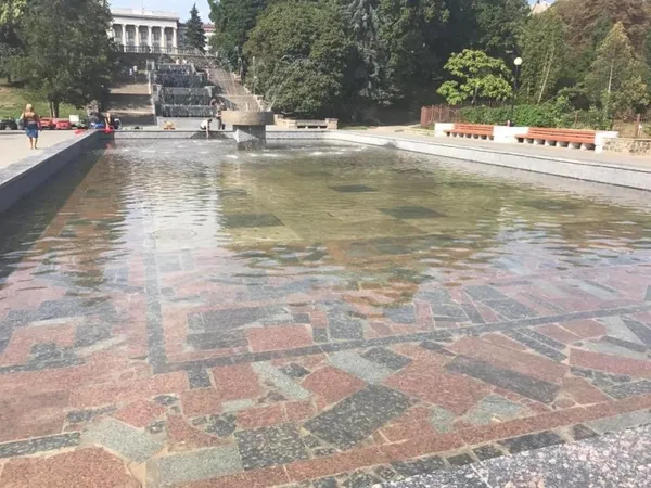 Як змінився центральний парк Луцька (фото)