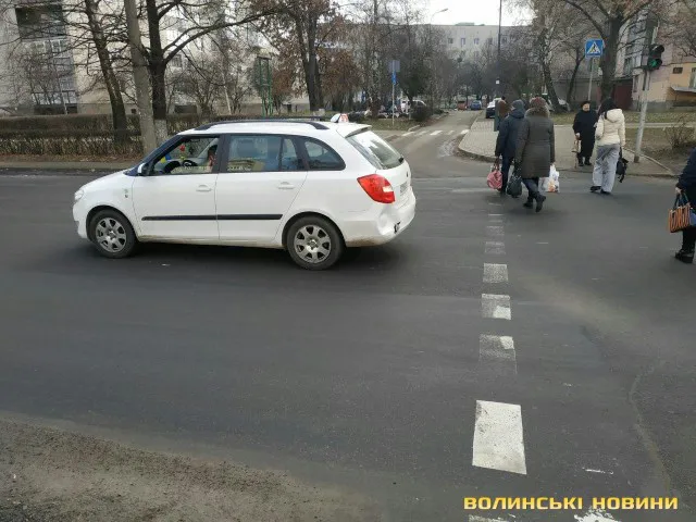 Аварія на Соборності у Луцьку: зіткнулися SKODA ТА AUDI