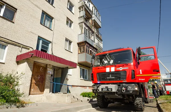 Пожежа в Луцьку: жінка не вимкнула праску й пішла до церкви (фото)