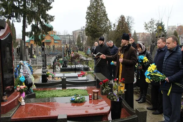 На Волині встановили пам'ятну дошку капітану СБУ (фото) 