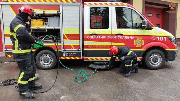 Луцькі рятувальники випробовували нове обладнання (фото)