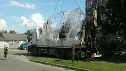 У Луцьку демонтували незаконні гаражі і теплицю (фото)