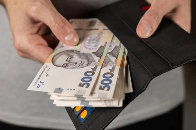 Понад 5 тисяч волинян отримали по 6 500 грн у межах програми «Тепла зима»