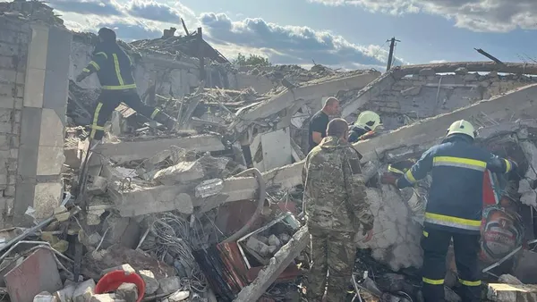 Russians strike cafe-shop in Kharkiv region: 52 dead