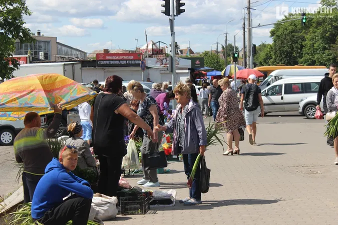 Скільки коштує лепеха на Центральному ринку у Луцьку (фото)