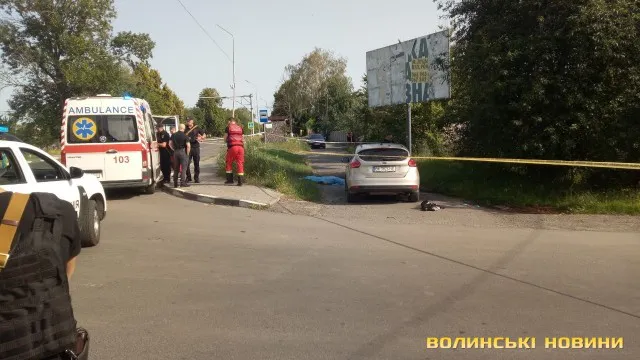 Відірвало ноги: біля Луцька військовий підірвався на гранаті (фото, відео 18+)
