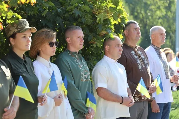 День Державного Прапора України: у Луцьку урочисто підняли синьо-жовтий стяг (фото)
