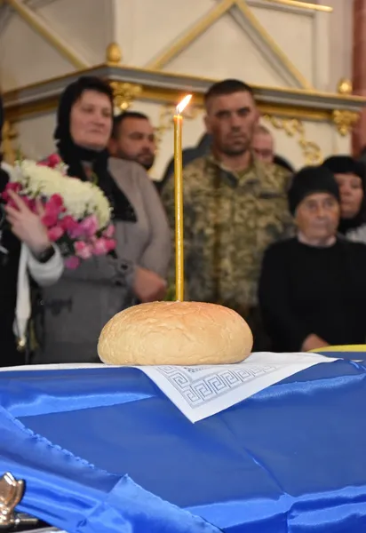 Навіки додому: Луцьк попрощався з трьома захисниками України Геннадієм Кравчуком, Максимом Возняком, Владиславом Гіндою