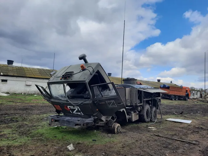 Українські воїни звільнили село на Харківщині та знищили більше двох десятків техніки (фото)