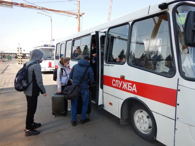 Прикордонники розповіли, чи можна зараз перетинати кордон пішки