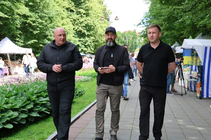 У Луцьку в парку – ярмарок ветеранського бізнесу: що там є (фото)
