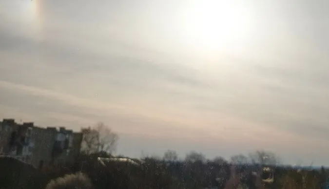 У небі над Волинню помітили дивовижне явище (фото)