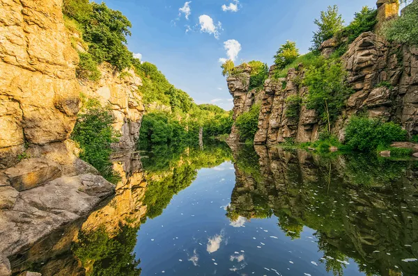 Куди поїхати на вихідні: 9 місць для короткої мандрівки в різні куточки України
