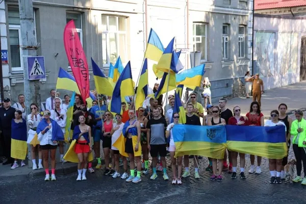 День Державного Прапора України: у Луцьку урочисто підняли синьо-жовтий стяг (фото)