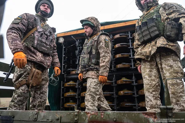 На Рівненщині зміцнюють оборонні позиції (фото)