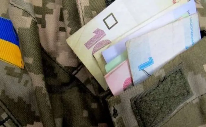 Якими будуть зарплати військовослужбовців з 1 січня