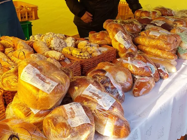 Осінній ярмарок у Володимирі: 80 виробників пропонують свою продукцію (фото)