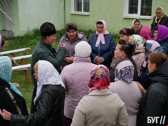 На Волині релігійна громада перейшла до ПЦУ разом зі священником (фото, відео)