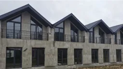 Депутатка вимагає знести незаконне будівництво (фото, відео)