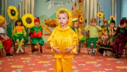 Ціни кусаються: скільки коштує прокат дитячих костюмів до свята осені у Луцьку