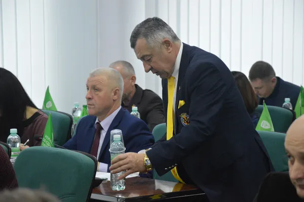 А депутата Миколу Дендіберіна сесія надихнула на поезію