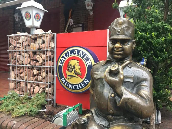 У Луцьку готують до відкриття оновлений «Бравий швейк» (фото)